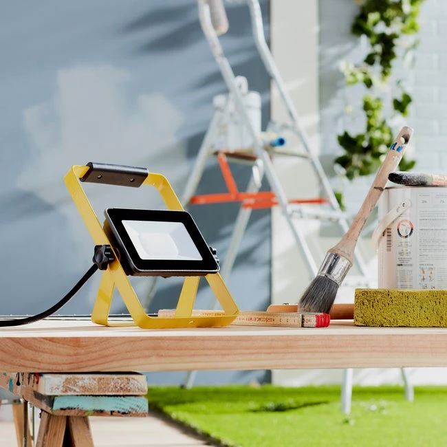 Projecteur Extérieur LED Intégrée 1800 Lm Noir Yonkers INSPIRE 1 Projecteur Extérieur LED Intégrée 1800 Lm Noir Yonkers INSPIRE