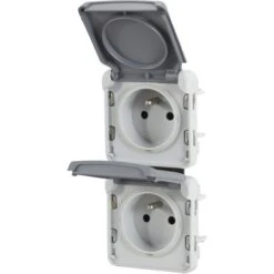 Double Prise Avec Terre étanche Plexo, LEGRAND