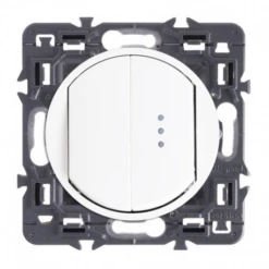 Legrand Céliane – Double Va Et Vient. 1 Avec Voyant Lumineux 1 Sans – Ensemble Blanc à Composer