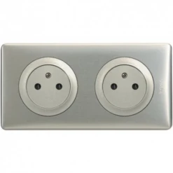 Legrand Céliane – Prise 2x2P+T Surface Précablé – Ensemble Aluminium Complet